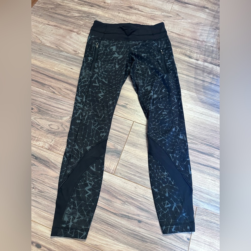 lululemon athletica Black Geometric Leggings